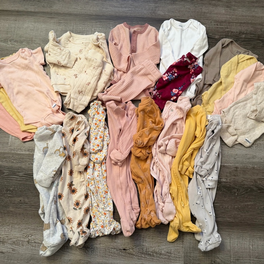 Newborn girl clothing lot- Gerber, Petit Lem, Carter’s, Cloud Island, Old Navy